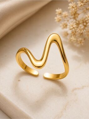 Gold Wave Adjustable Ring | 304 Stainless Steel | PVD Gold Plated | Minimalist